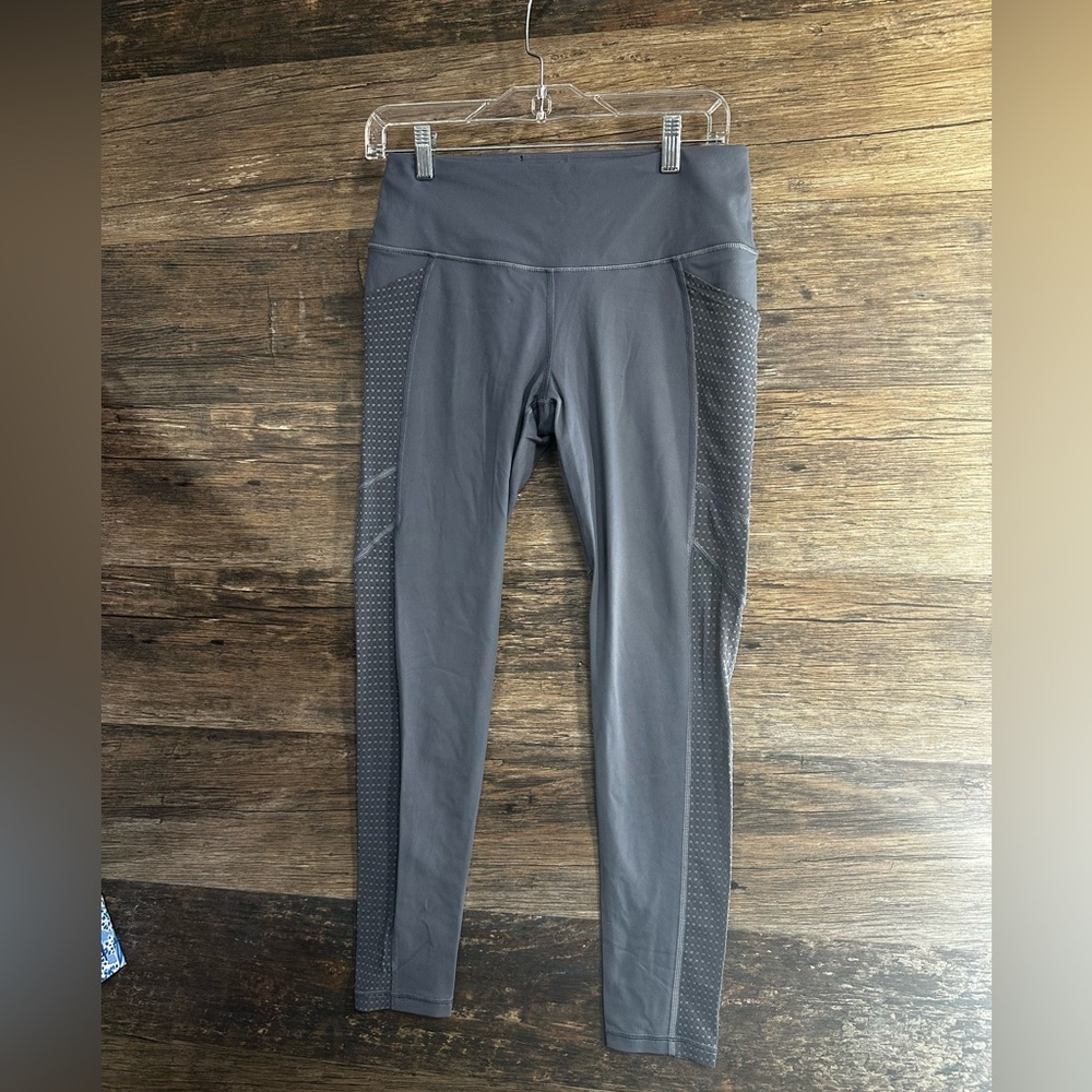 Victoria Sport Chic Gray Charcoal Leggings